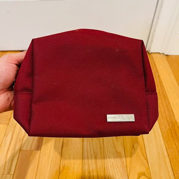 Vintage Salvatore Ferragamo Airlines Business Amenity Kit Toiletry Bag - Picture 6 of 16